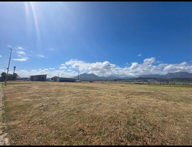 20,887M² VACANT LAND TO LET IN BROADLANDS PARK